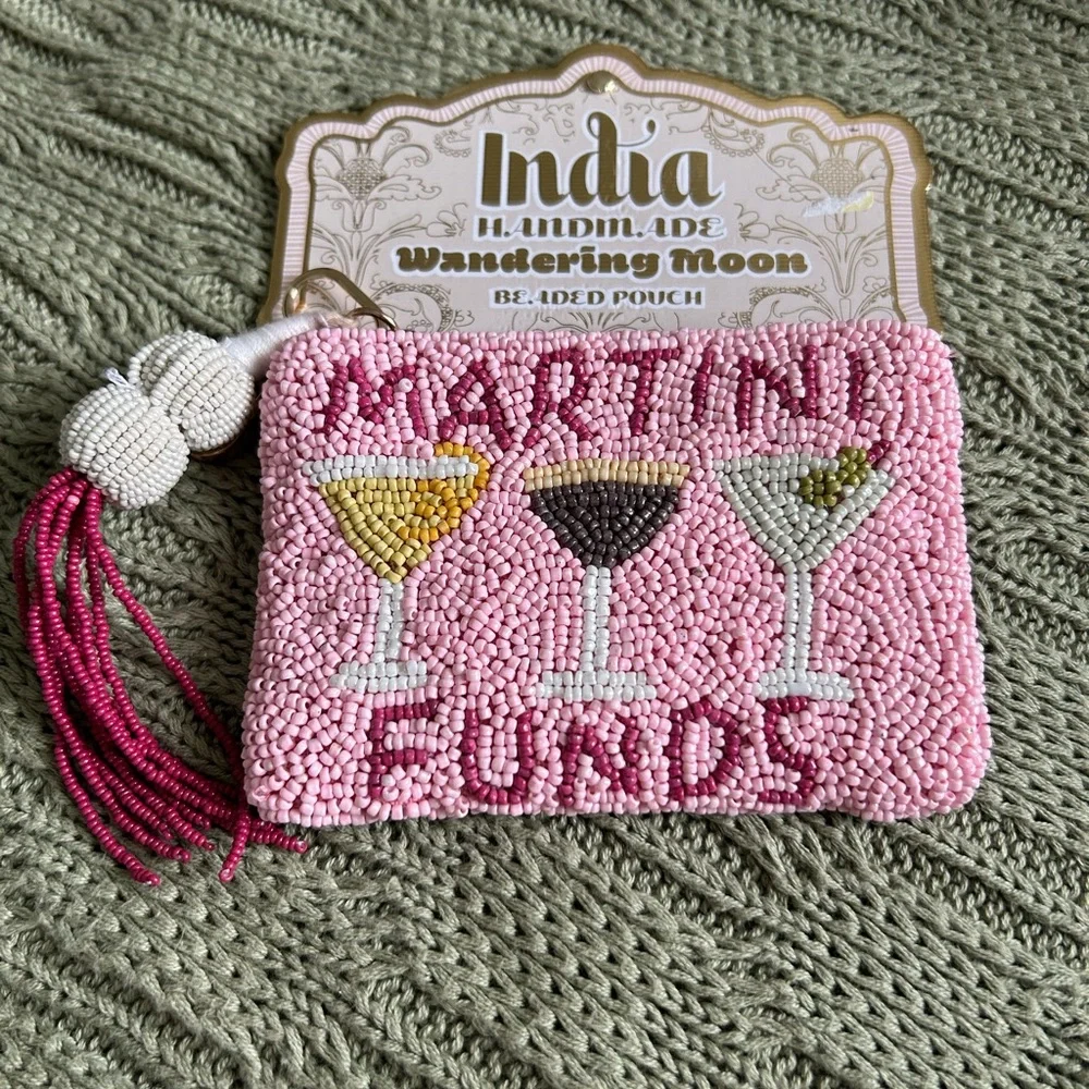 India Handmade Pink Beaded Cocktail Pouch with Tassel - Picture 1 of 9